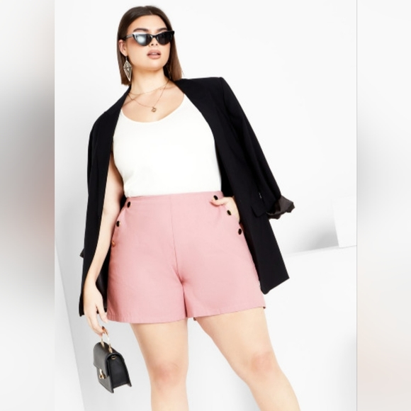 City chic pink shorts - Picture 8 of 10